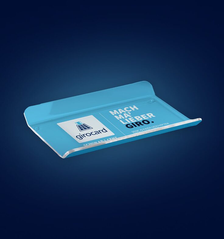 Zahlteller im girocard-Design.